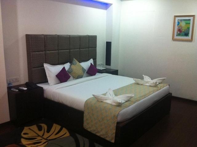 Oyster Airport Hotel Hajdarabad Zewnętrze zdjęcie