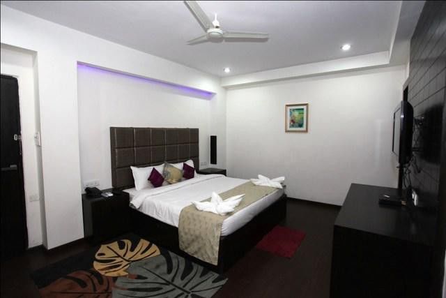 Oyster Airport Hotel Hajdarabad Zewnętrze zdjęcie